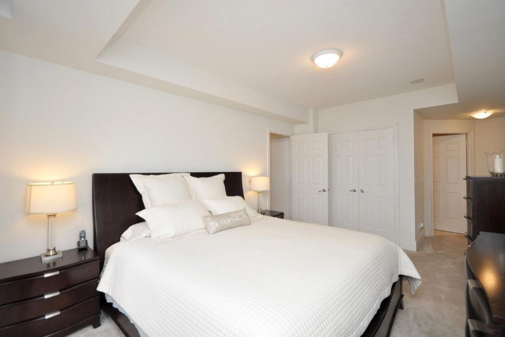 Napa Furnished Rental Apartments Square One Mississauga Rum bild
