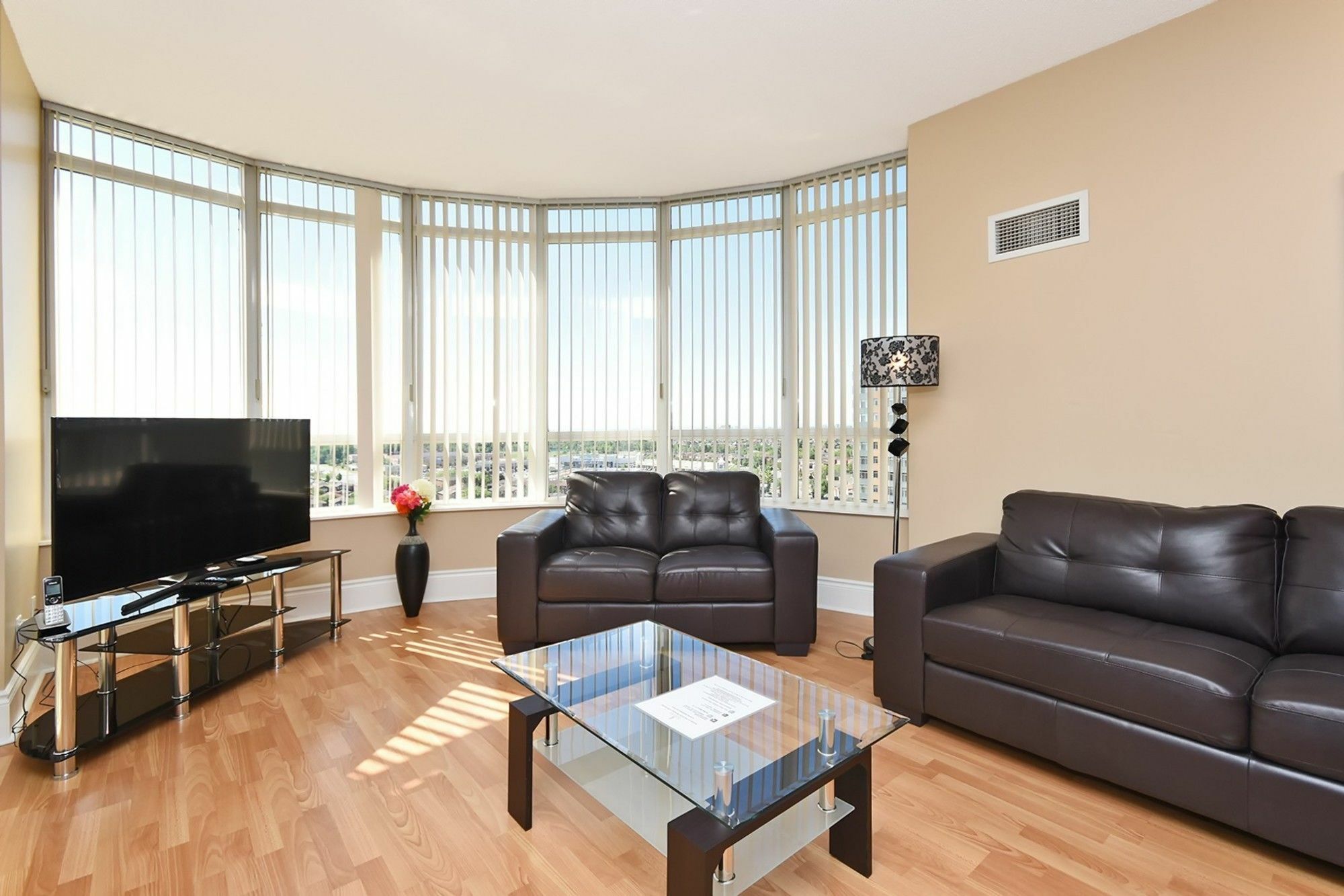 Napa Furnished Rental Apartments Square One Mississauga Exteriör bild