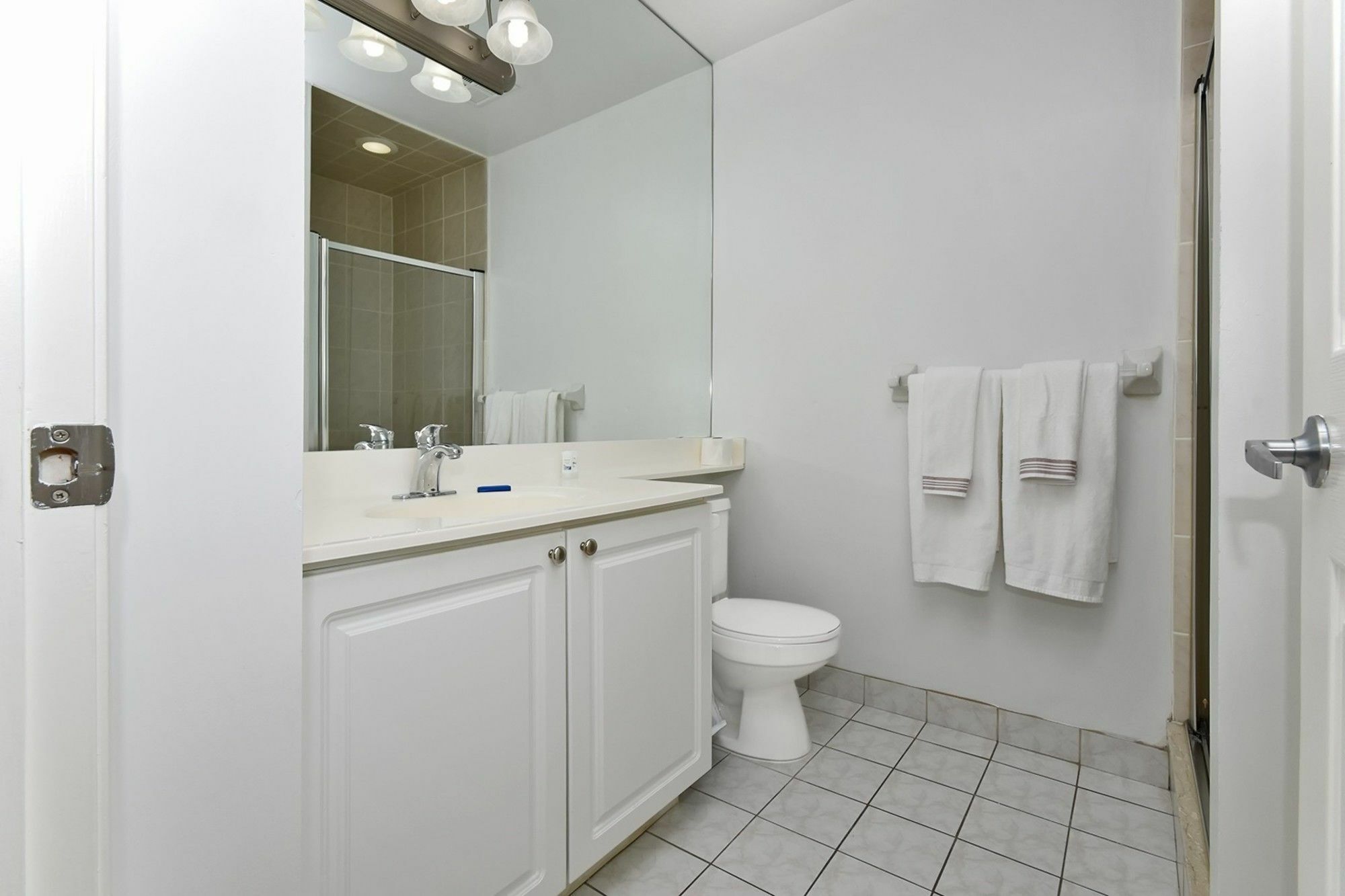 Napa Furnished Rental Apartments Square One Mississauga Exteriör bild